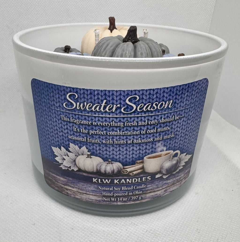 Sweater Season 14 oz Candle
