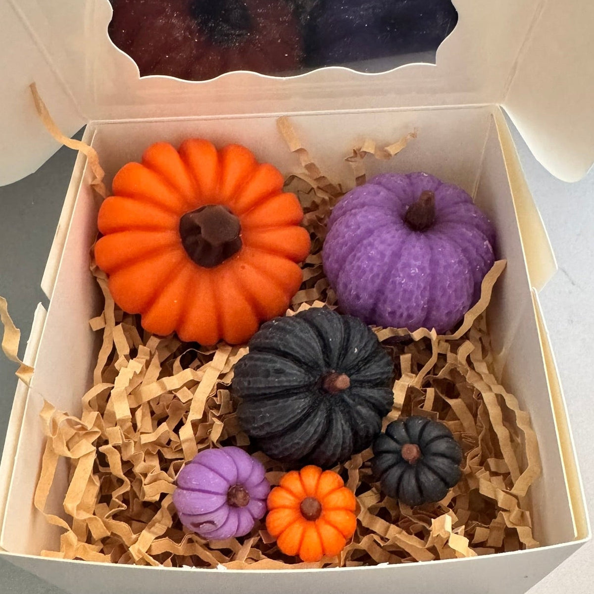 Set of Various Sz Halloween Pumpkin Shape Wax Melts - Witches Brew