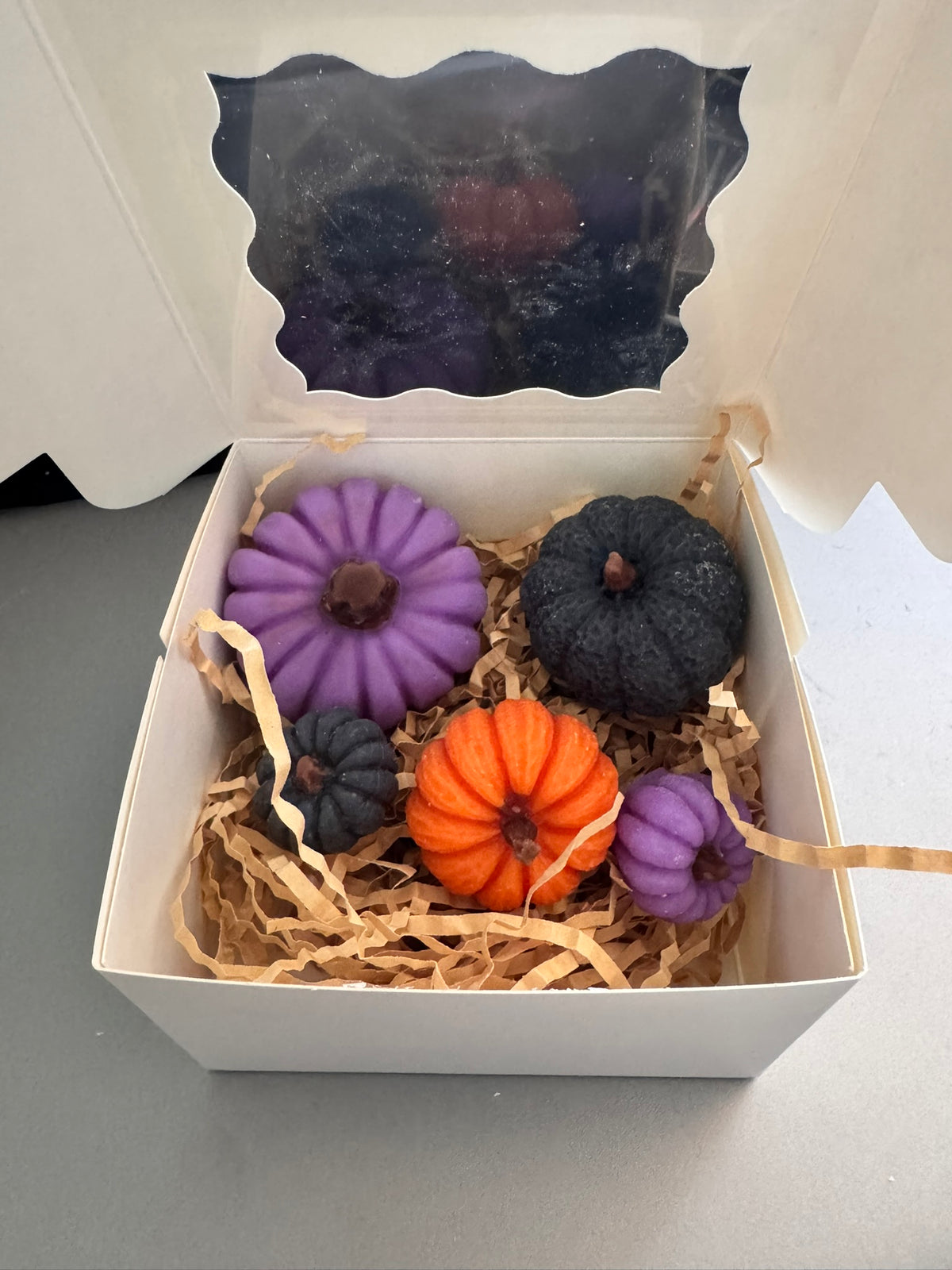 Set of Various Sz Halloween Pumpkin Shape Wax Melts - Witches Brew