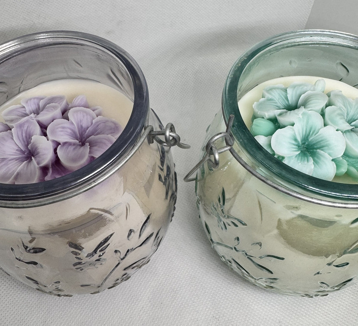 Wickless Glass Butterfly Jar w/ Flower - Stress Relief