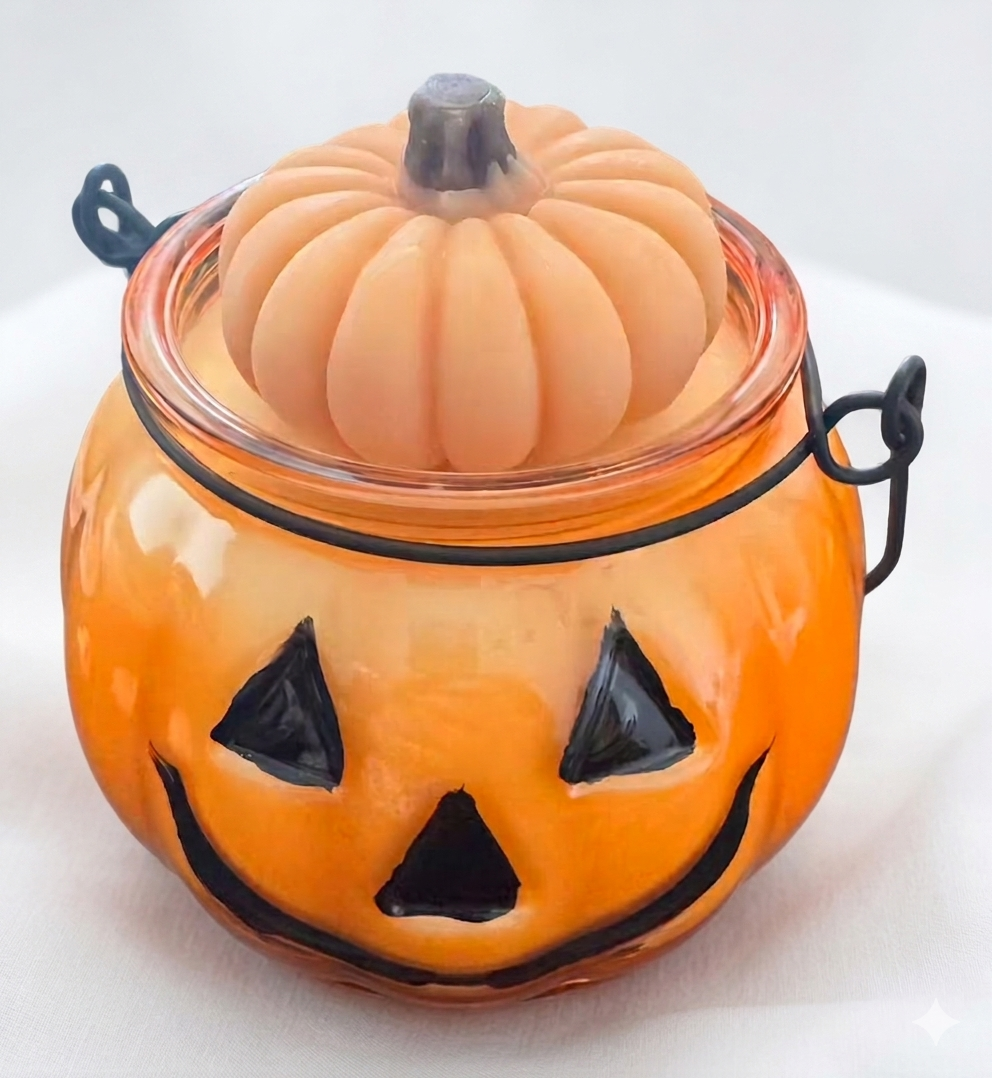 Jack-O-Lantern Pumpkin Spice Buttercream Wickless Candle and Wax Melt